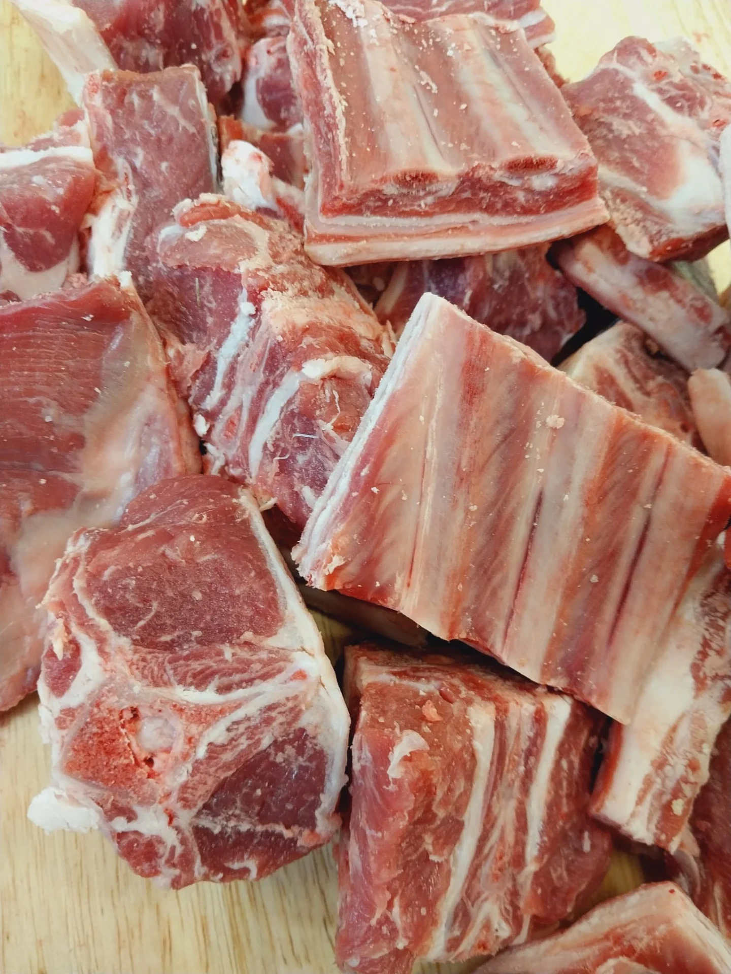 Bone-in mixed halal lamb pieces cut for stew